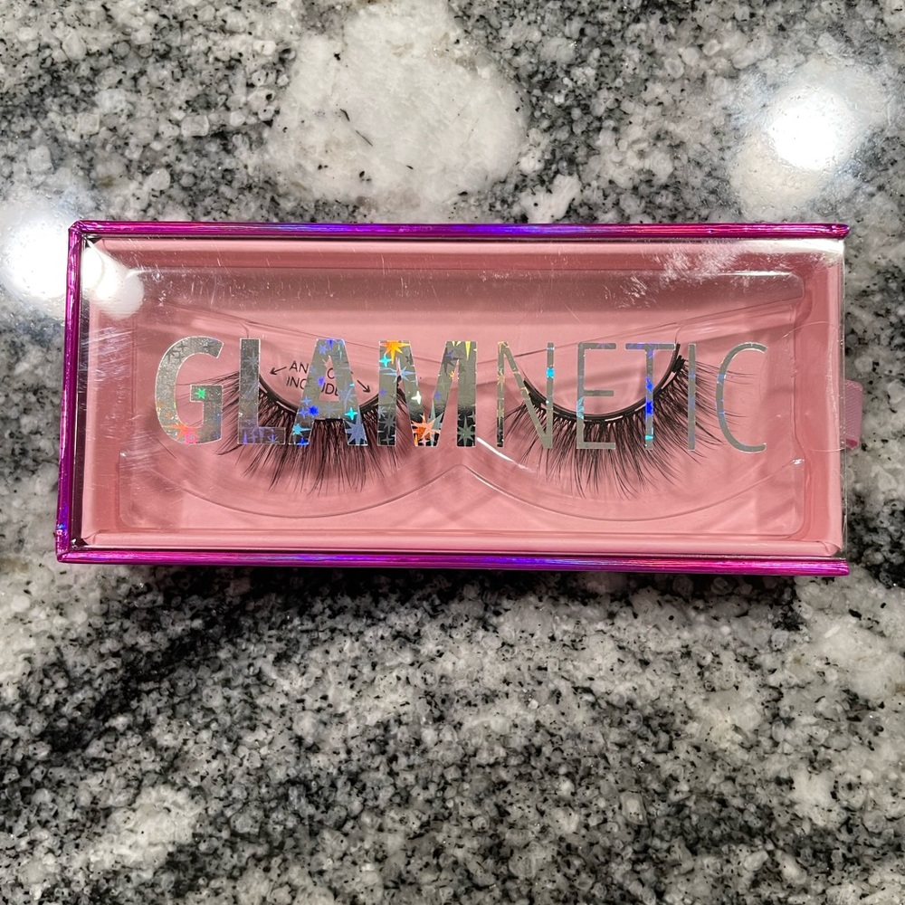 Glamnetic Magnetic Eyelashes - Vixen | Long Magnetic Lashes, 1 Pair - Picture 6 of 7